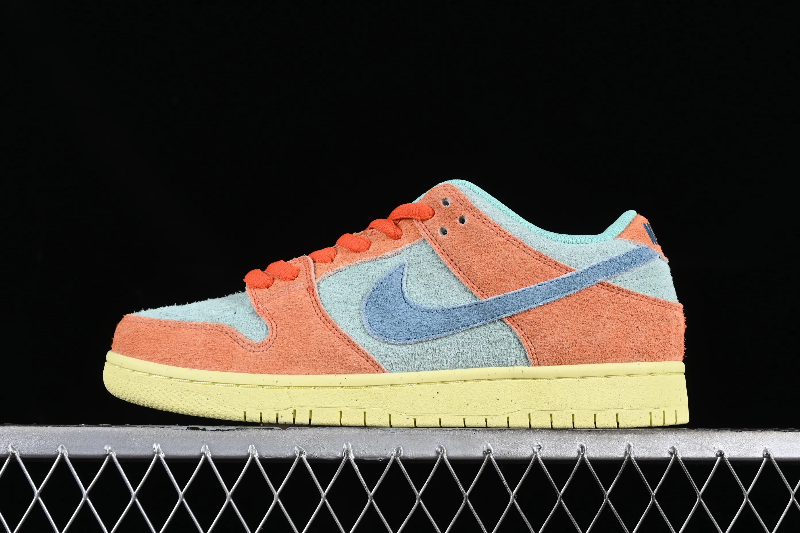 All categories Nk SB Dunk series Nk SB Dunk Low low-top sneakers K version Nk SB Dunk "Noise Aqua" tropical fruit pie Dunk series retro low-top casual skateboard shoes DV5429-800